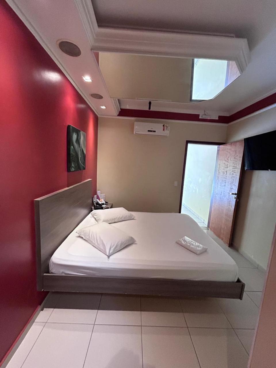 Alpha Motel Amparo  Ngoại thất bức ảnh